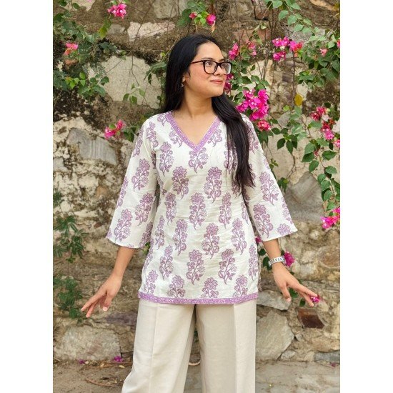 LILAC MOTIFS SHORT STRAIGHT KURTI LILAC MOTIFS SHORT STRAIGHT KURTI