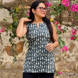GREY FISH MOTIF SHORT STRAIGHT KURTI